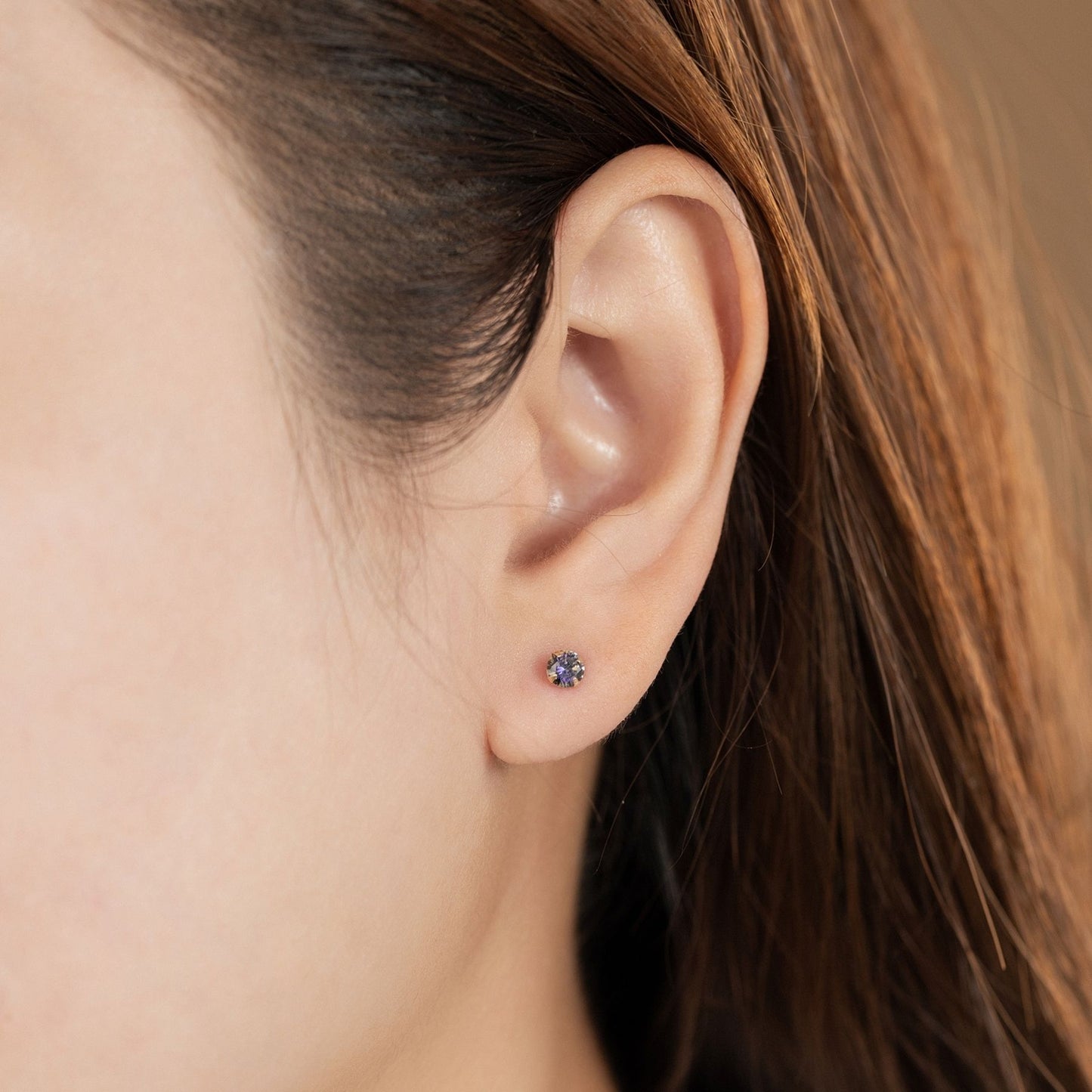 14K SOLID GOLD TANZANITE AURORA CUBIC PIERCING