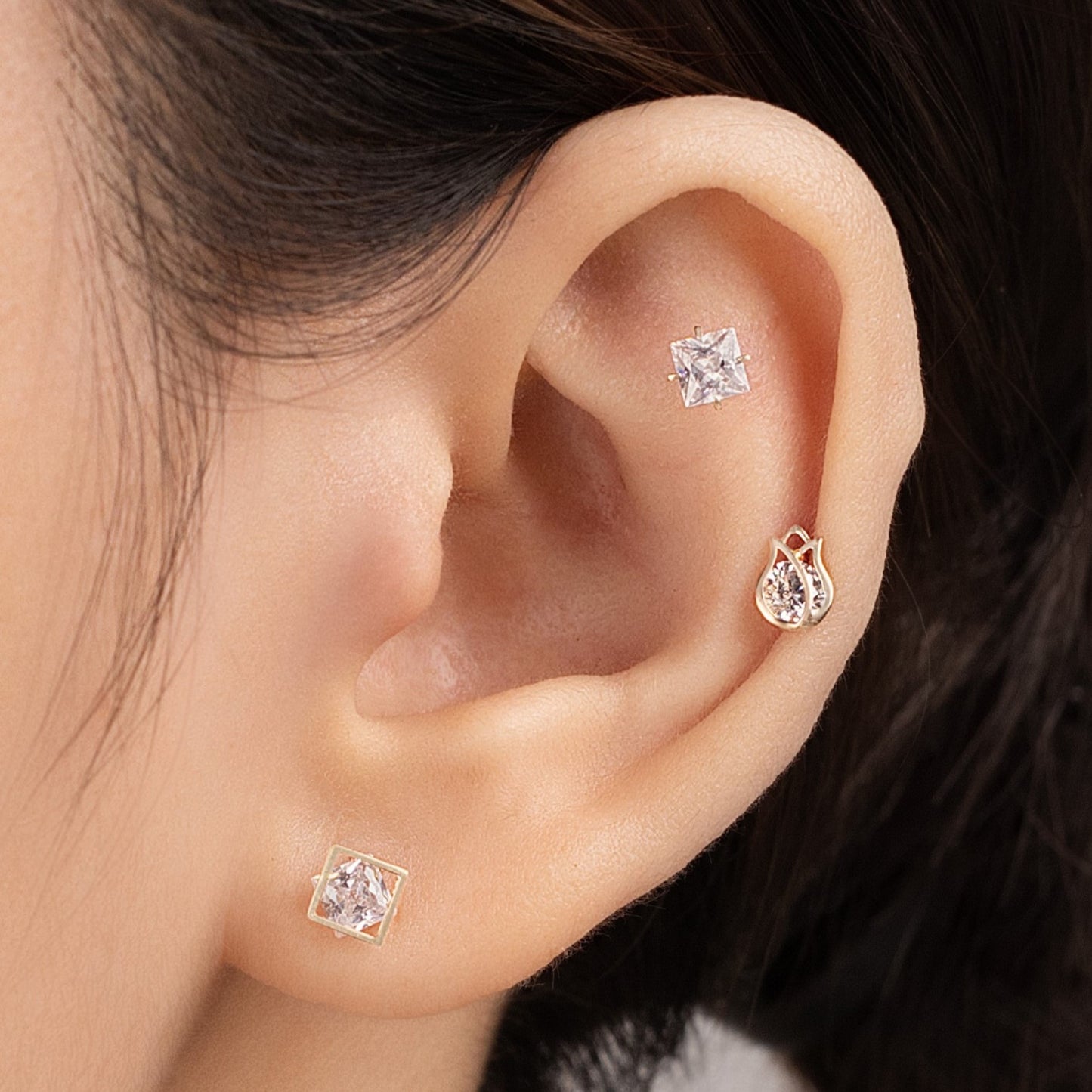 14K SOLID GOLD SQUARE CUBIC PIERCING